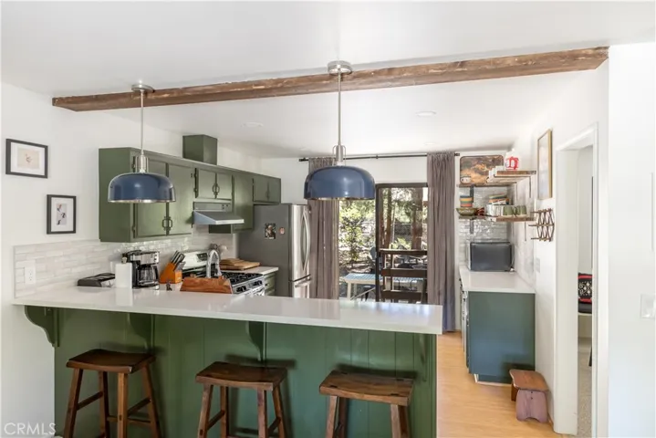 170 N Eureka Drive, Big Bear Lake, California 92315