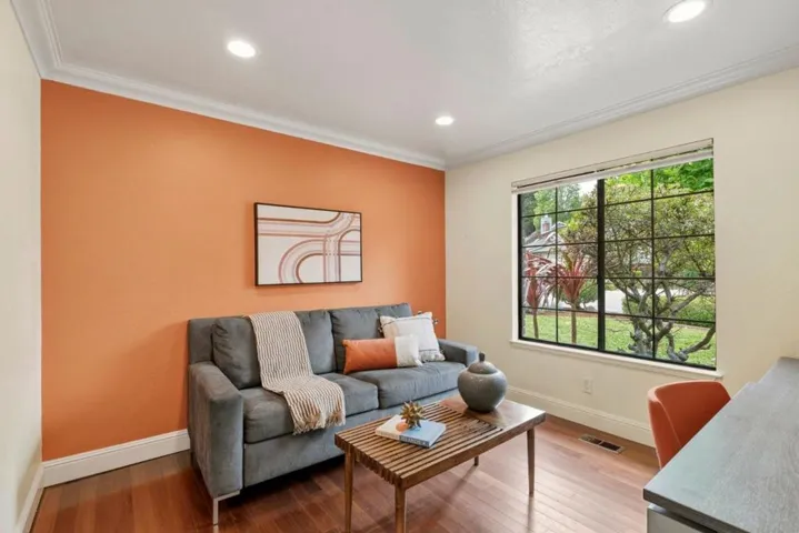 105 Quarry Lane, Santa Cruz, California 95060