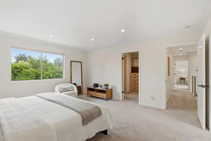 105 Quarry Lane, Santa Cruz, California 95060