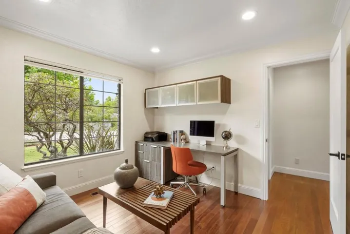 105 Quarry Lane, Santa Cruz, California 95060