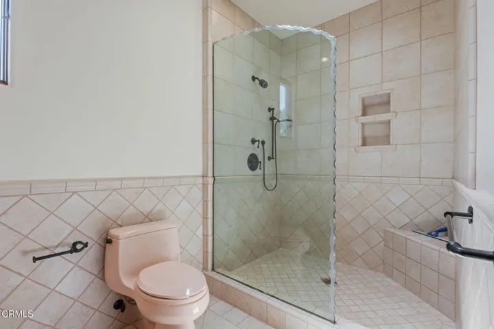 67-Bathroom 2