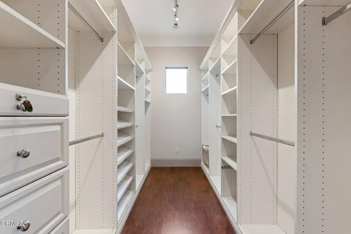 59-Primary Closet