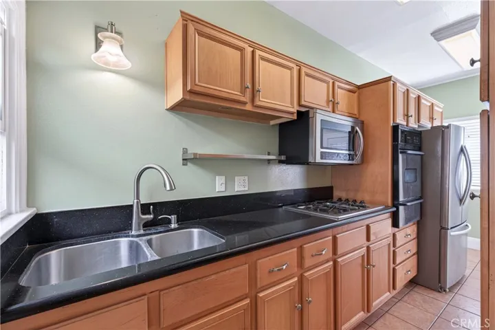 1738 East 4th Street Street 12, Long Beach, California 90802