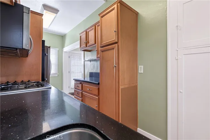 1738 East 4th Street Street 12, Long Beach, California 90802