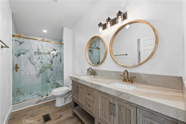 Master bathroom - dual vanity