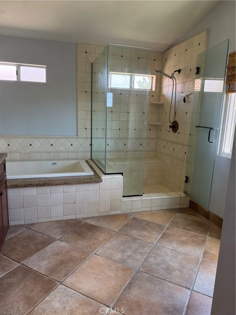 soaking tub