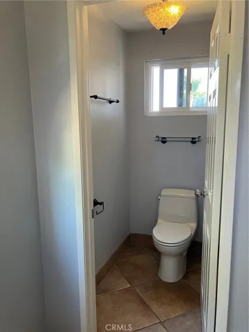 private commode