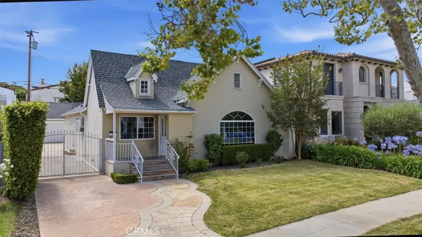 317 S Canon Drive, Beverly Hills, California 90212