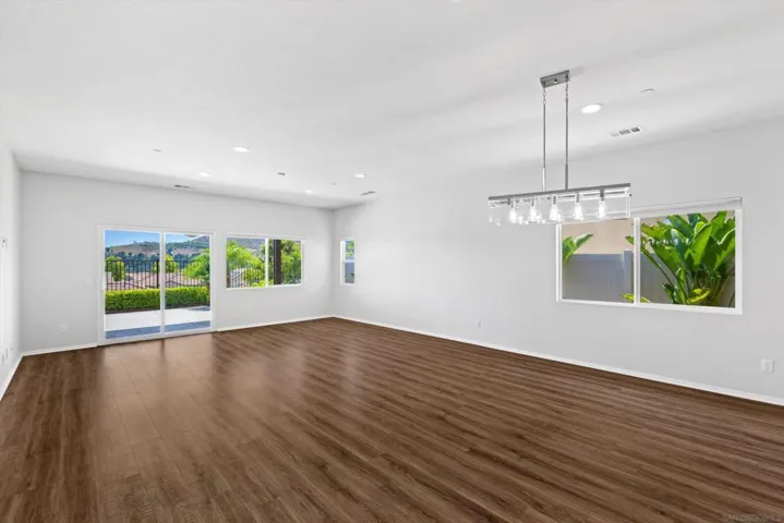 , Fallbrook, California 92028
