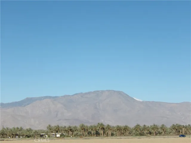 Looking West toward the Santa Rosa/San Jacinto Mountains.