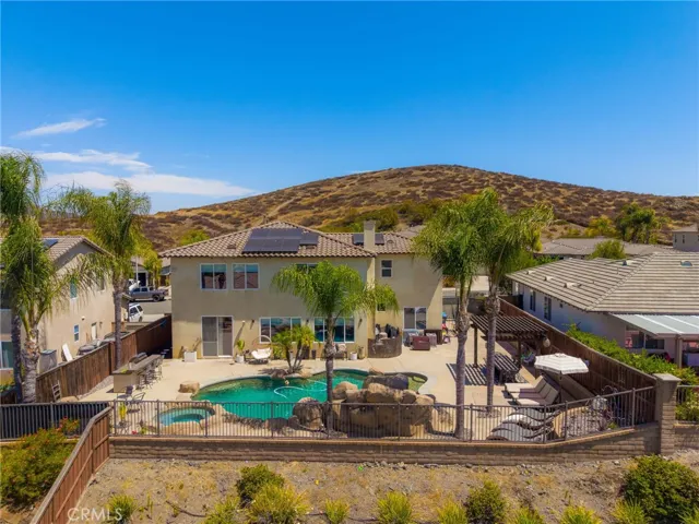 32304 Daisy, Winchester, California 92596