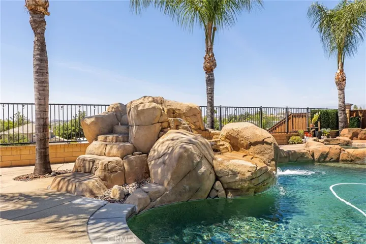 32304 Daisy, Winchester, California 92596
