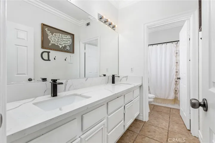 32304 Daisy, Winchester, California 92596