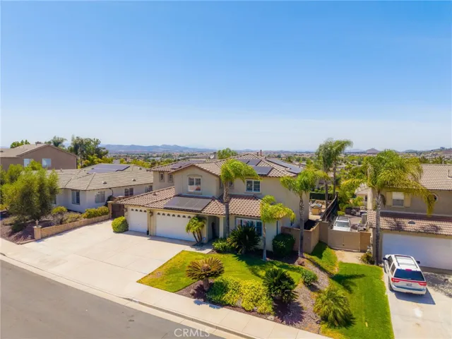 32304 Daisy, Winchester, California 92596
