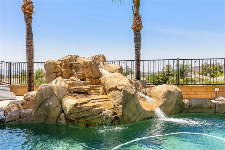 32304 Daisy, Winchester, California 92596