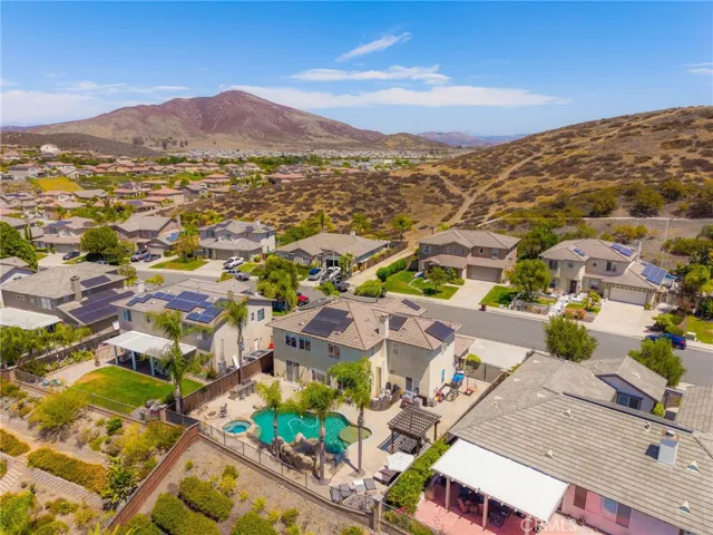 32304 Daisy, Winchester, California 92596