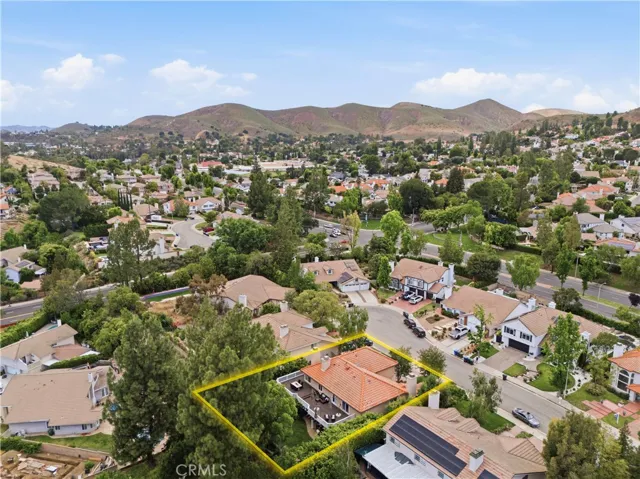 5620 Middle Crest, Agoura Hills, California 91301