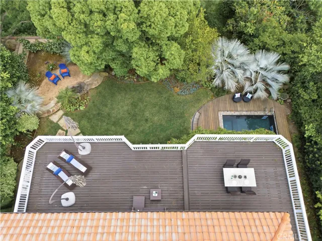 5620 Middle Crest, Agoura Hills, California 91301