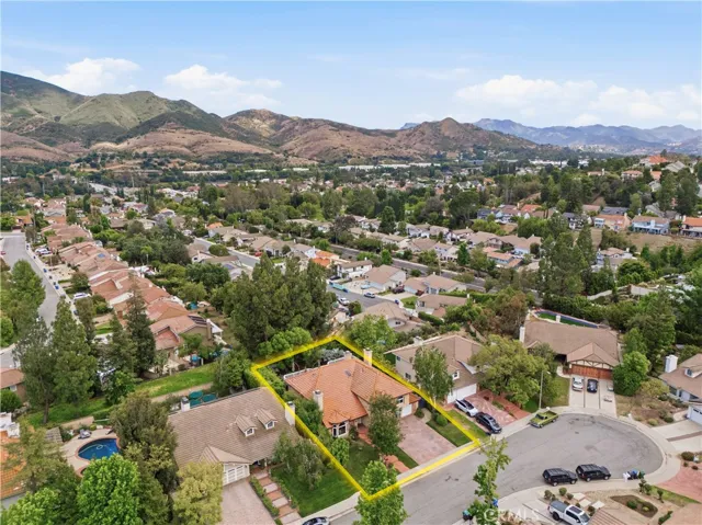 5620 Middle Crest, Agoura Hills, California 91301