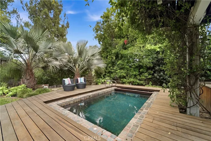 5620 Middle Crest, Agoura Hills, California 91301