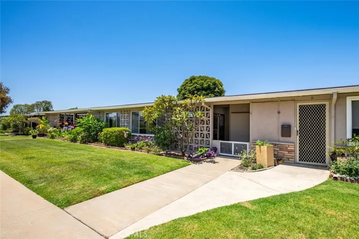 13451 Danbury Lane 133e, Seal Beach, California 90740