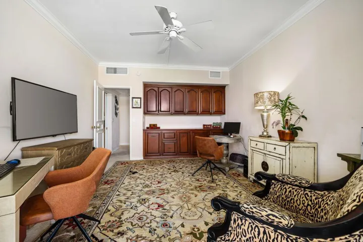 900 Island Drive #304