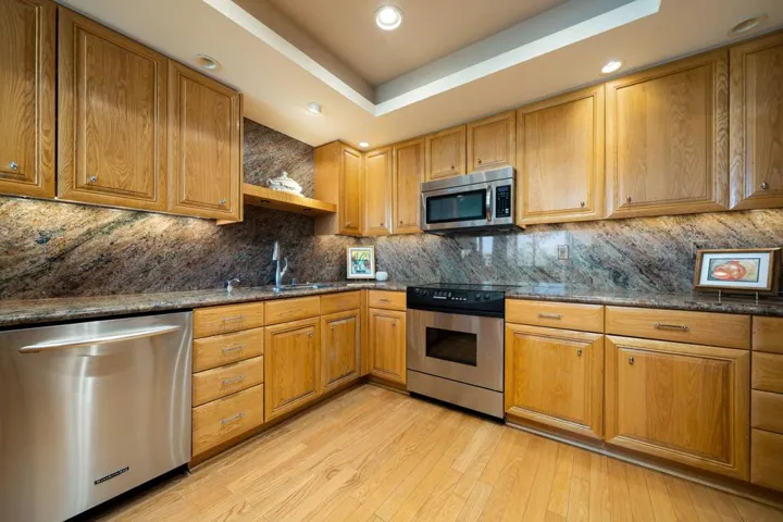 900 Island Drive #304
