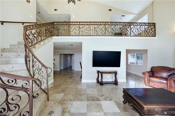 8353 Gainford, Downey, California 90240