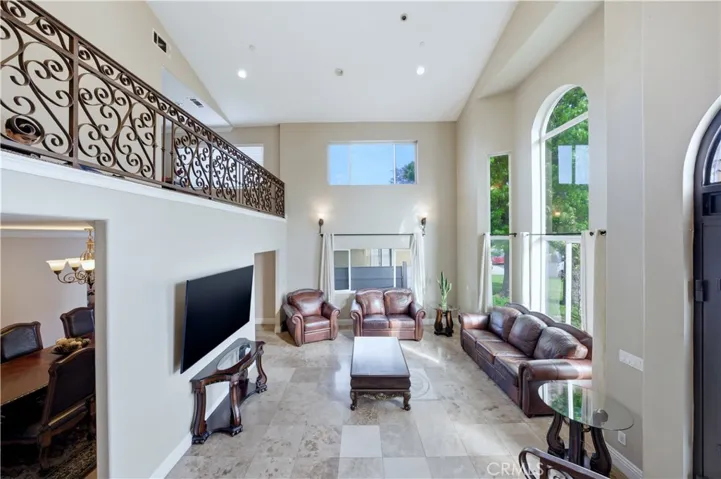 8353 Gainford, Downey, California 90240