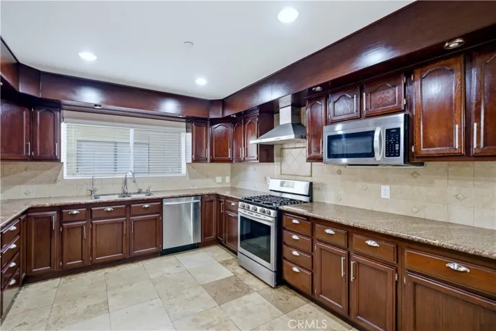 8353 Gainford, Downey, California 90240