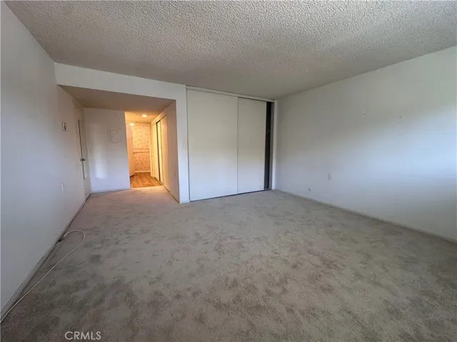 Master Bedroom (3)