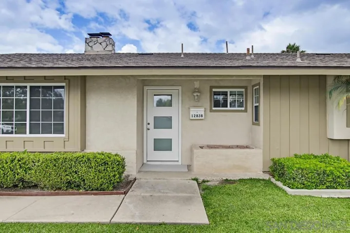 12838 Montauk Street, Poway, California 92064