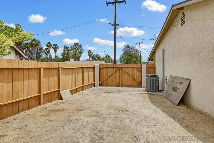 12838 Montauk Street, Poway, California 92064