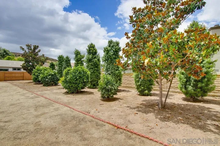 12838 Montauk Street, Poway, California 92064