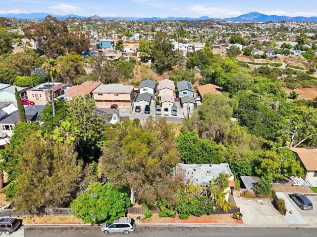 3211 Menlo Avenue, San Diego, California 92105