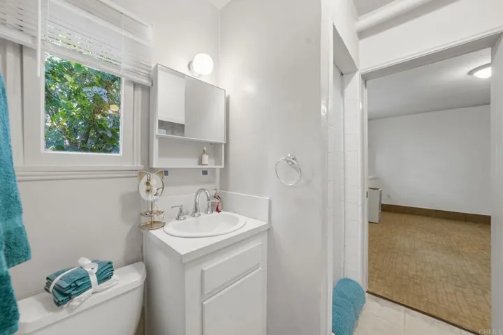3211 Menlo Avenue, San Diego, California 92105