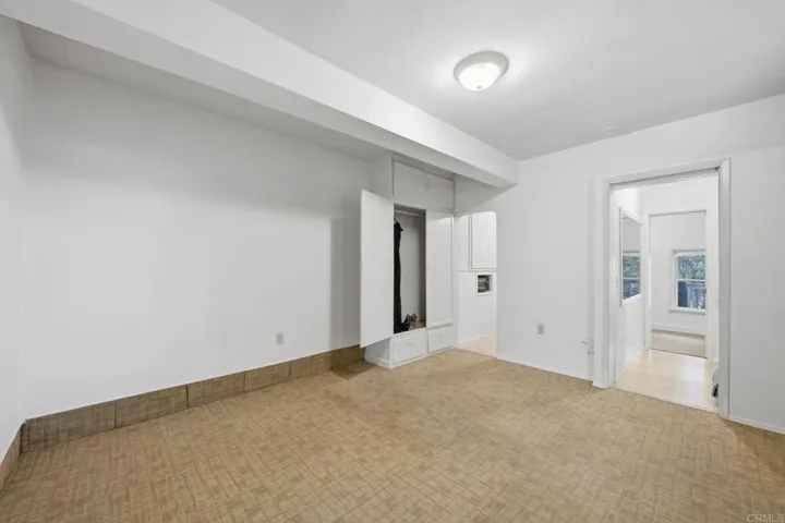 3211 Menlo Avenue, San Diego, California 92105