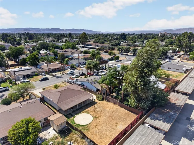 26296 Investors, Hemet, California 92544