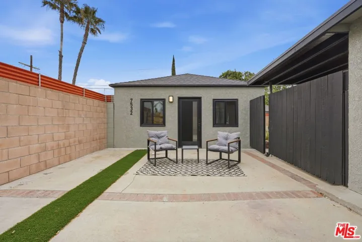 7530 & 7532 Gaviota Avenue, Van Nuys, California 91406