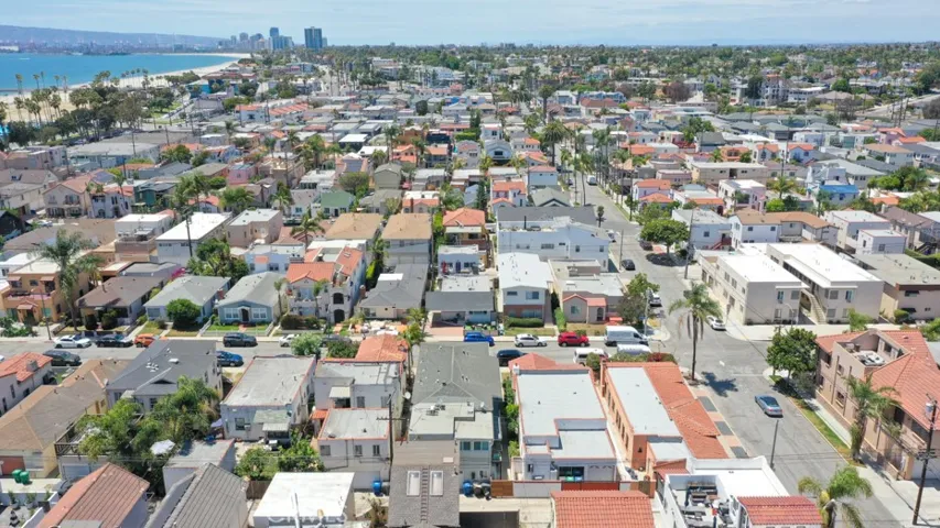 70 Roycroft Ave, Long Beach, California 90803