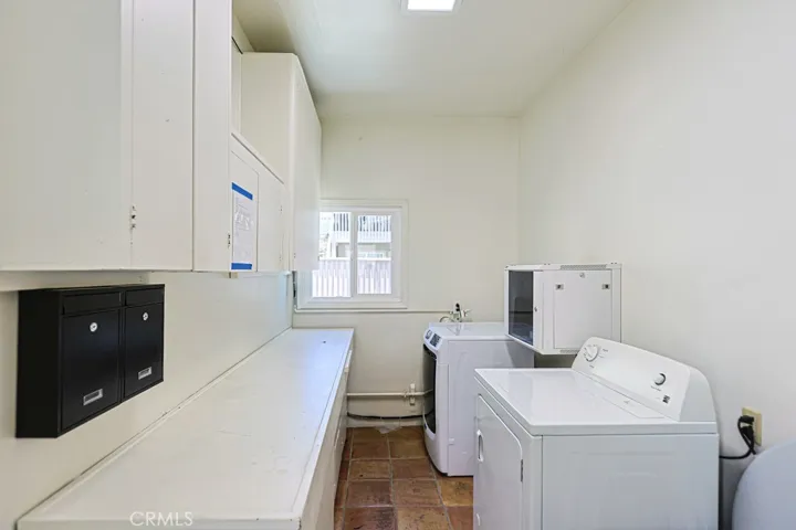 70 Roycroft Ave, Long Beach, California 90803