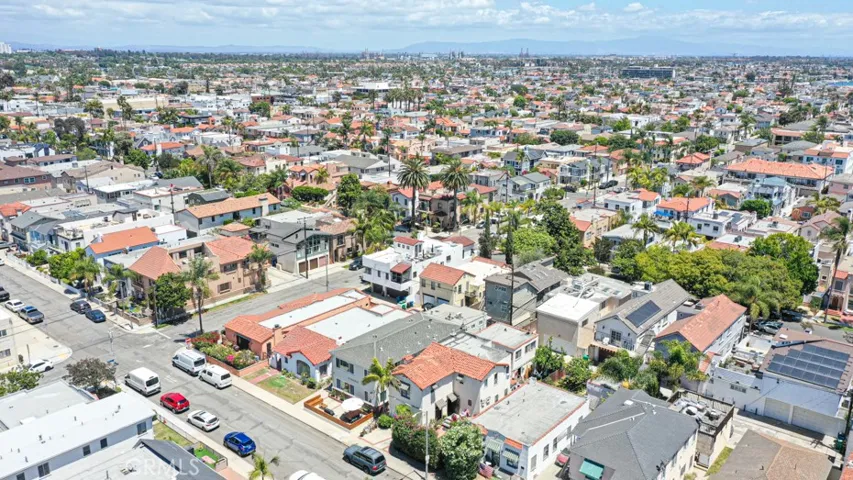 70 Roycroft Ave, Long Beach, California 90803