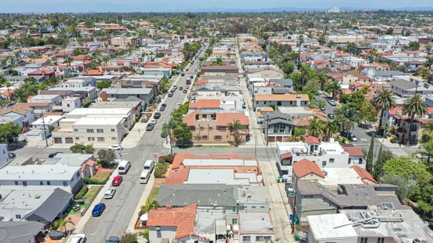 70 Roycroft Ave, Long Beach, California 90803
