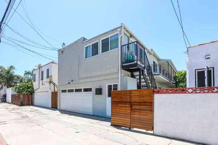 70 Roycroft Ave, Long Beach, California 90803