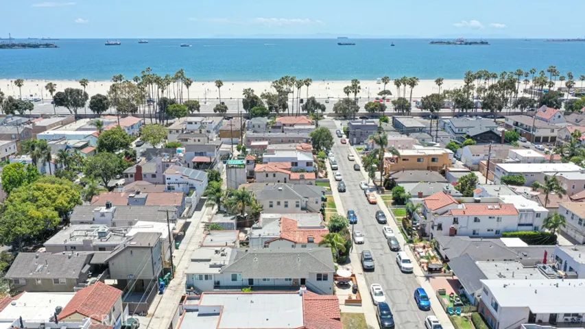 70 Roycroft Ave, Long Beach, California 90803