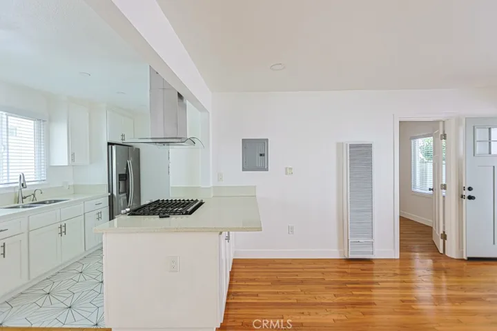 70 Roycroft Ave, Long Beach, California 90803