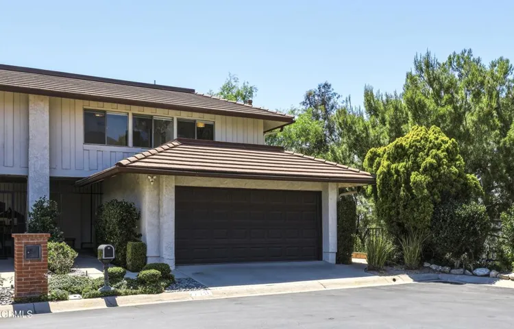 770 Galaxy Heights