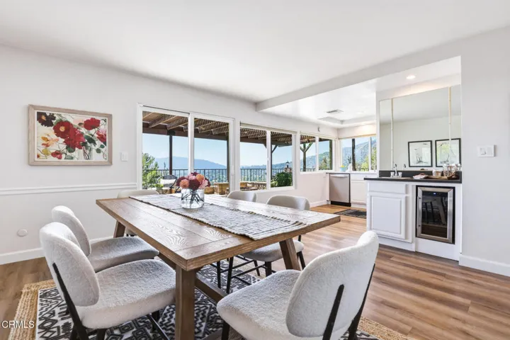 Dining Area 2