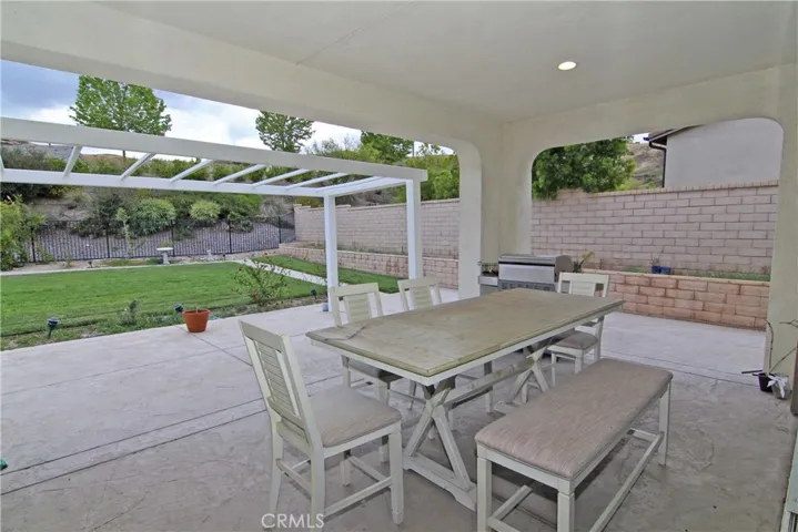 25085 Cypress Bluff Drive, Canyon Country, California 91387