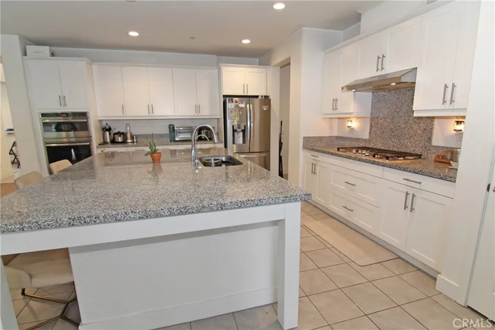 25085 Cypress Bluff Drive, Canyon Country, California 91387